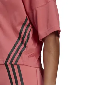 Camiseta de mujer adidas Cropped image-5