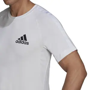 Camiseta adidas Aeroready Designed To Move Sport Motion Logo image-6