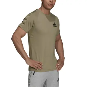 Camiseta adidas Aeroready Designed To Move Sport Motion Logo image-4