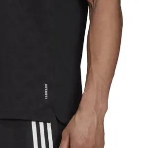 Camiseta adidas Own The Run 3-Stripes image-6