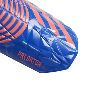 Guantes adidas Predator Competition Shin Guards image-3