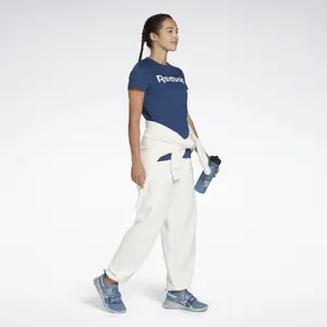 Women's T-shirt Reebok Training Essentials Graphic image-2