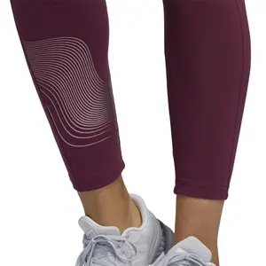 Legging para mujeres adidas Holiday Graphic image-4