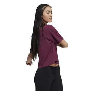 Camiseta crop top de mujer adidas Holiday Graphic image-5