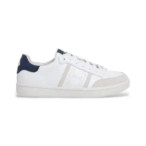 Baskets Hackett Bond Match
