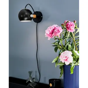 Wall light Halo Design DC image-1