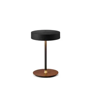 Portable table Halo Design On The Move