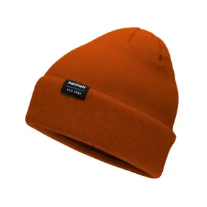 Beanie Hannah Owen image-0