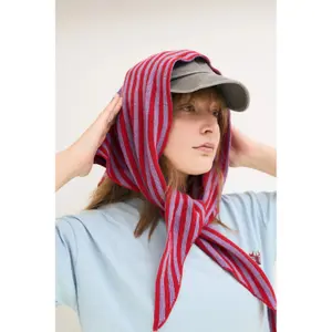 Ullscarf Happymess image-2