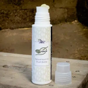 Λάδι για τα νύχια του αλόγου Harry's Horse Natural Brush image-1