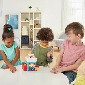 Spanisches Gesellschaftsspiel Hasbro Fontanero Chapucero image-1