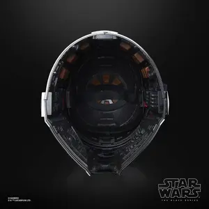 the mandalorian electronic headphones Hasbro Star Wars The Mandalorian Black Series image-4