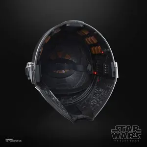 the mandalorian electronic headphones Hasbro Star Wars The Mandalorian Black Series image-5