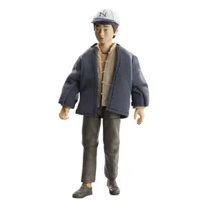 Collectible figurine Hasbro Indiana Jones Adventure Series Short Round image-0