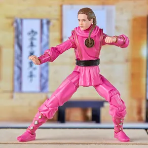 Collectible figurine Hasbro Power Rangers x Cobra Kai Ligtning Collection Morphed Samantha LaRusso Pink Mantis Ranger image-4