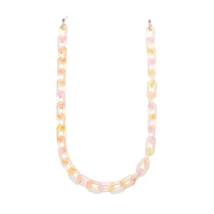 Ladies' glasses chain Hawkers
