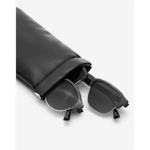 Double pouch Hawkers image-1