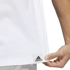 Camiseta adidas Love Unites Graphic image-6