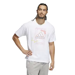 Camiseta adidas Love Unites Graphic image-2