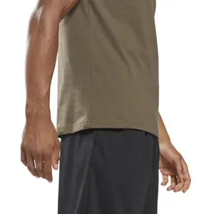 T-Shirt Reebok graphic series linear logo image-5