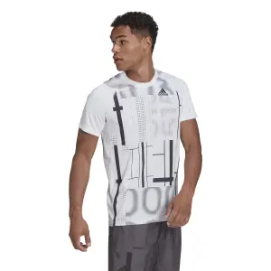 Camiseta adidas Club Graphic image-3