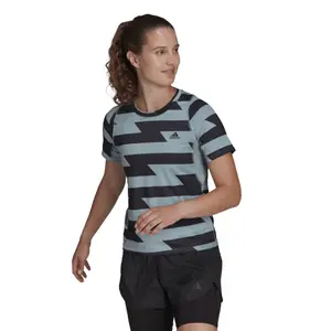 Women's T-shirt adidas Fast Allover Print image-1