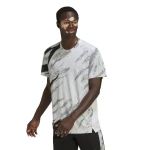 Camiseta adidas Own The Run Tiger image-2