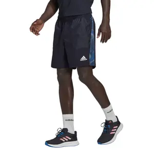 Kort adidas Seasonals image-1