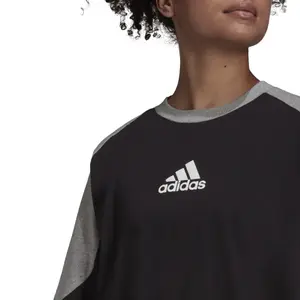 Camiseta de mujer adidas Essentials Colorblock Boyfriend image-4
