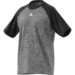 Camiseta adidas Essentials Raglan image-3