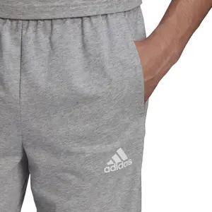 Pantalones cortos ligeros de vellón teñido adidas Essentials Summer Pack image-6