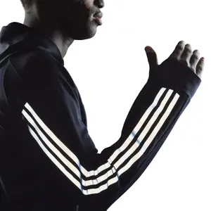 Felpa con cappuccio adidas Run Icon image-5