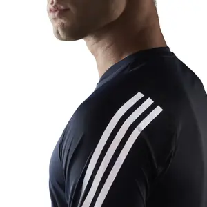 Camiseta adidas Run Icon image-4