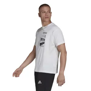 Camiseta adidas Essentials Brandlove image-5