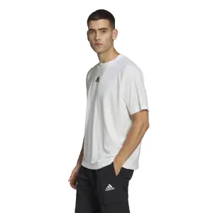 Camiseta adidas Essentials Brandlove image-3