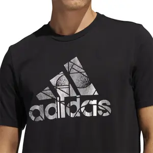 Camiseta adidas Foil Bos Graphic image-6