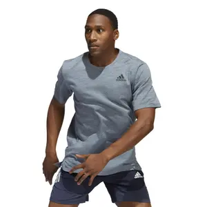 Camiseta adidas City Elevated image-3