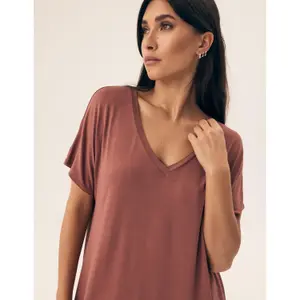 Camiseta de noche para mujer Henderson Noves image-4