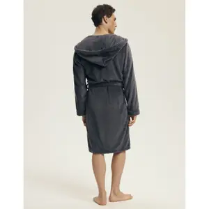 Bathrobe Henderson Vocal image-5