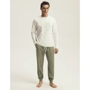 Pyjamas Henderson Local image-1