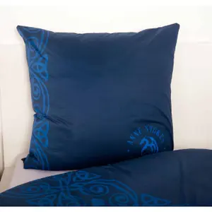 Bedding Herding Anne Stokes image-4
