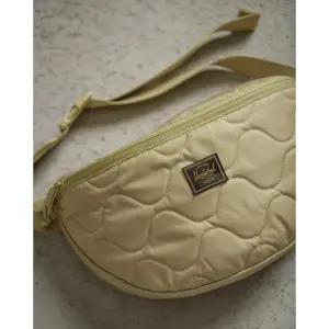 Gepolstertes Bauchtasche Herschel Kaine XL Capsule image-4