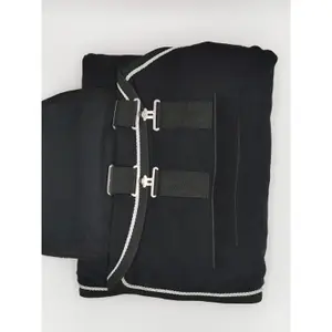 Presentatie deken voor paarden HFI image-1