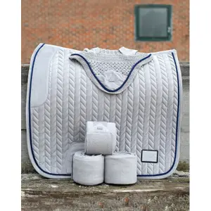 Tapis de dressage pour cheval HFI Velvet image-0
