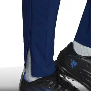 Pantaloni da allenamento Real Madrid 2021/22 image-6