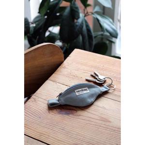 Porte-clé sac banane Hindbag Côme image-1