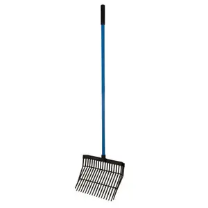 Fourche pour copeaux de bois en plastique Hispano Hipica
