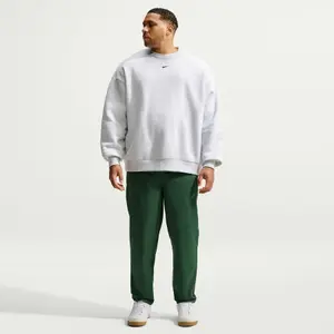 Schmal geschnittene Jogginghose aus Gewebe Nike Club image-2