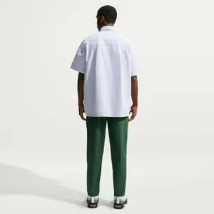 Schmal geschnittene Jogginghose aus Gewebe Nike Club image-3