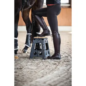 Folding Stool with Doormat HKM image-3